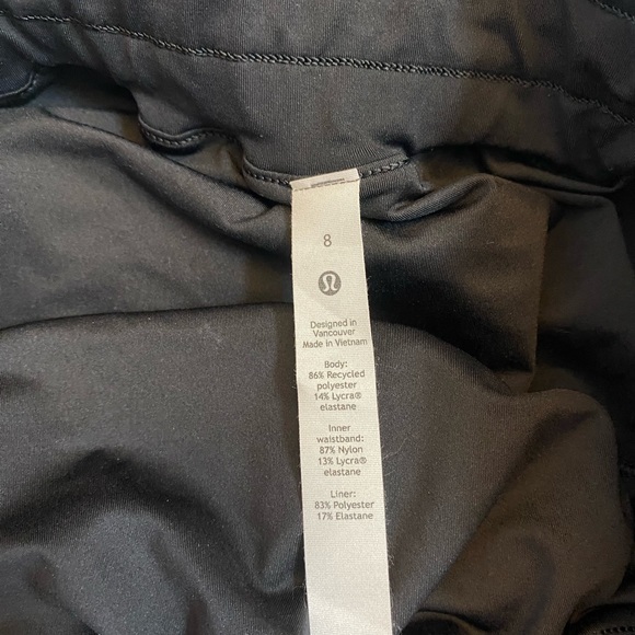 NWT 2 pair of Lululemon Track that short 5 inch - Picture 4 of 7